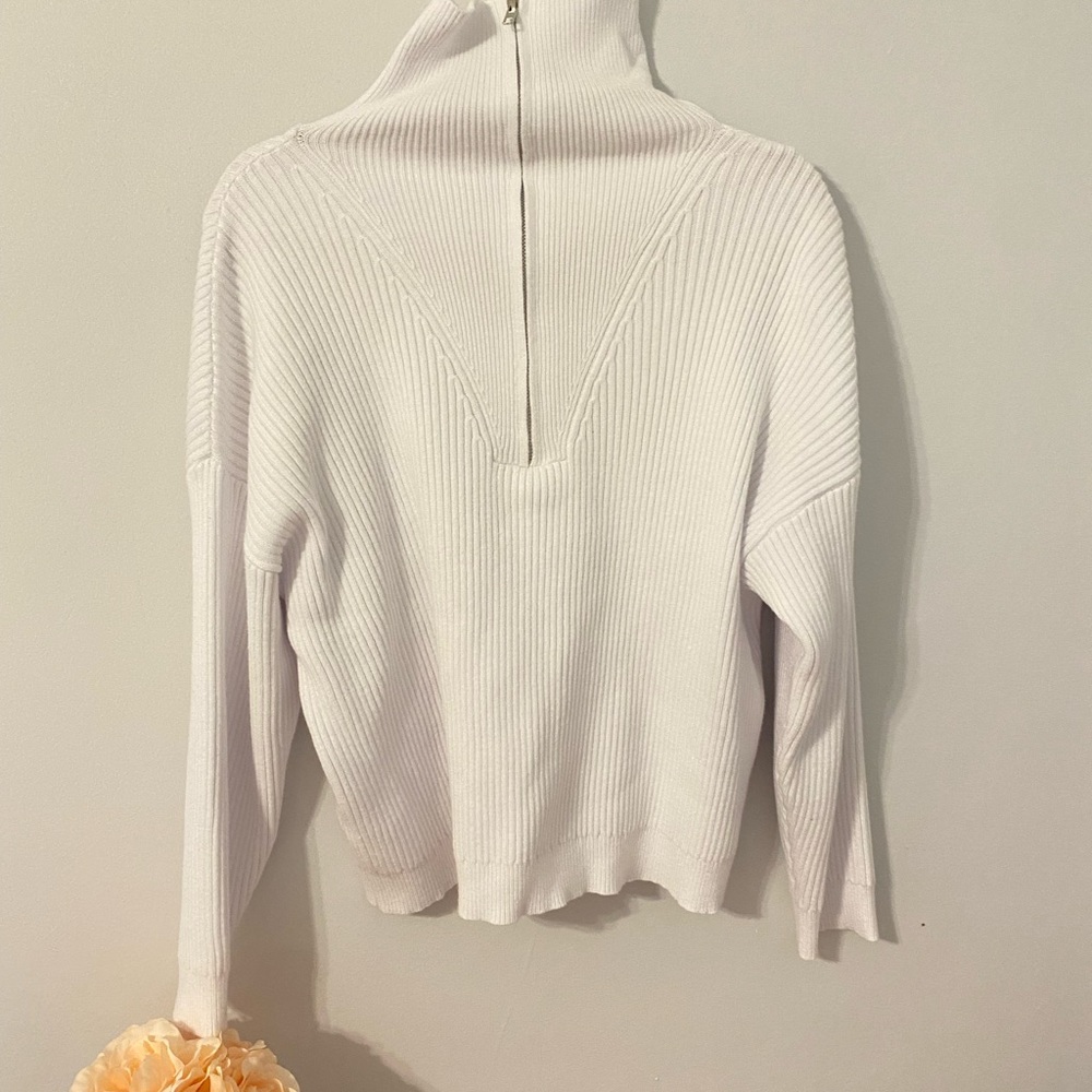 Very heavy, comfy turtle neck.